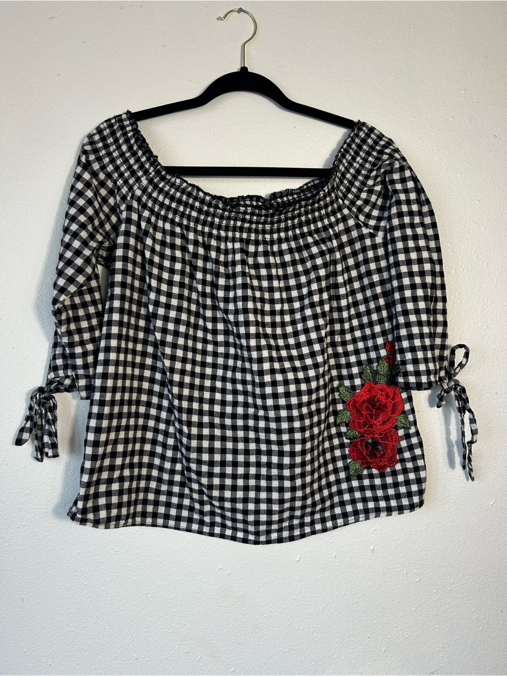 LATES & LAUREL Gingham Plaid Off Shoulder Top XL Black White Rose Floral Boho